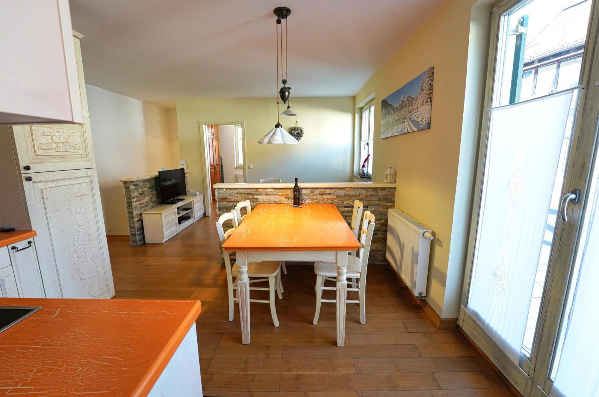 Apartment Mojstrovka With Terrace In City Center Краньска Гора Экстерьер фото