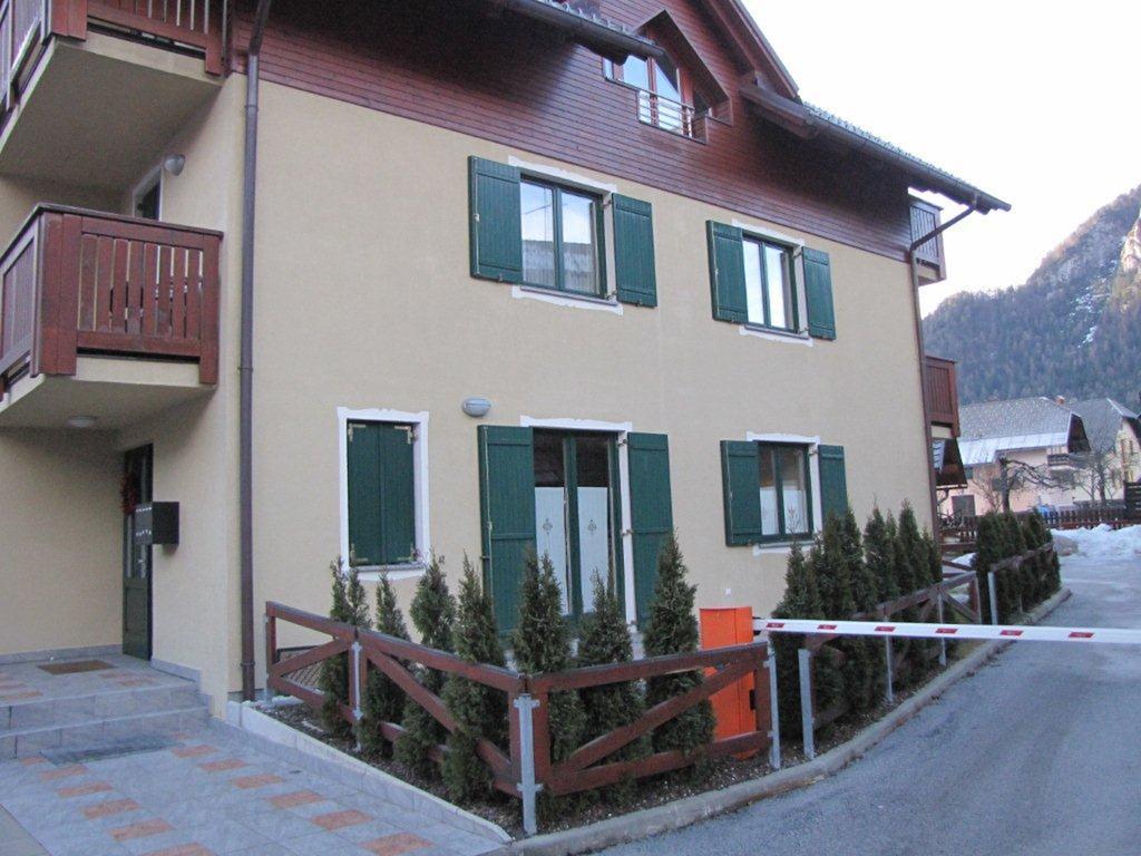 Apartment Mojstrovka With Terrace In City Center Краньска Гора Номер фото